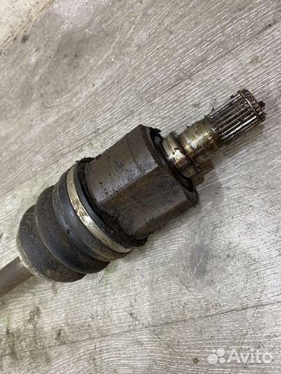 Полуось (привод в сборе) Hyundai Accent