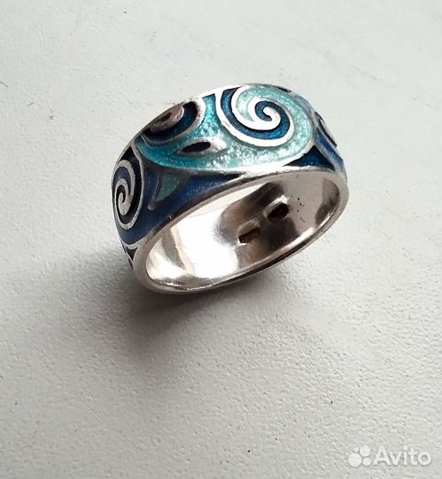 Кольца серебро разные коралл, муассанит, эмаль