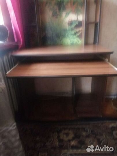 Компьютерный стол