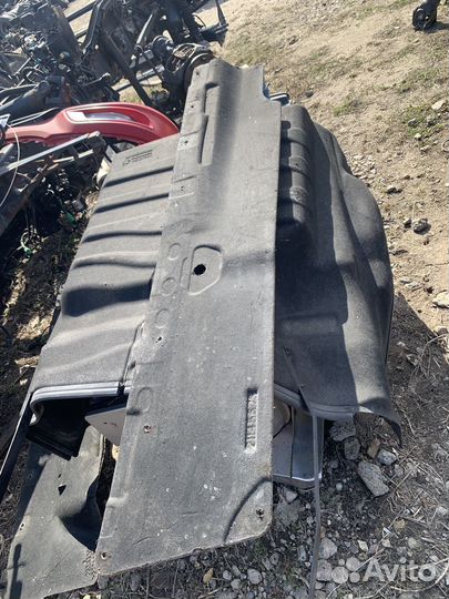 Шумоизоляция двигателя левая Volvo Fh4 21145675