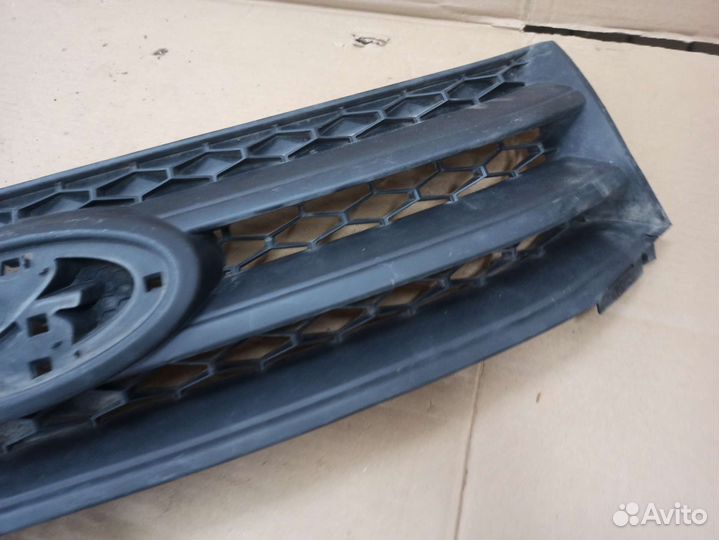 LADA largus 2 fl решетка радиатора