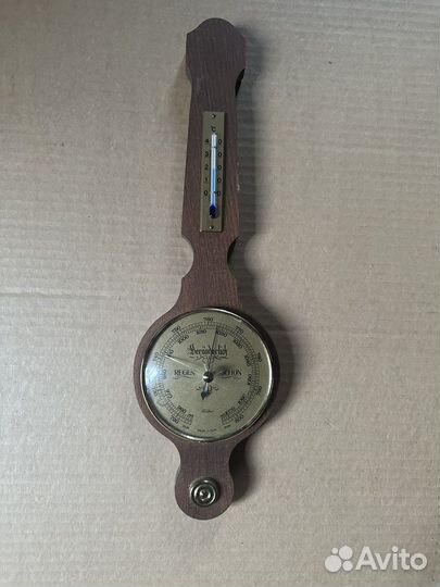 Барометр настенный
