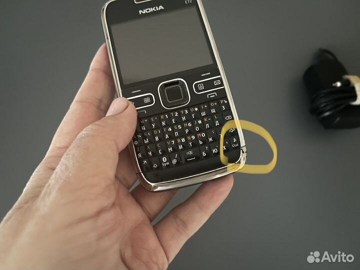 Nokia E72