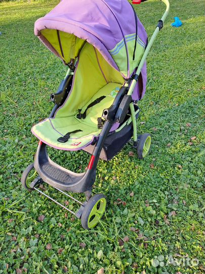 Прогулочная коляска