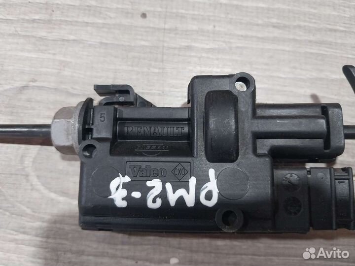 Активатор доводчик бензобака Renault Megan 2