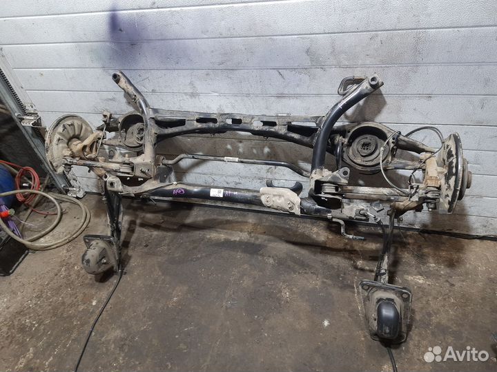 Задняя балка в сборе для 1.8 Skoda Octavia A7