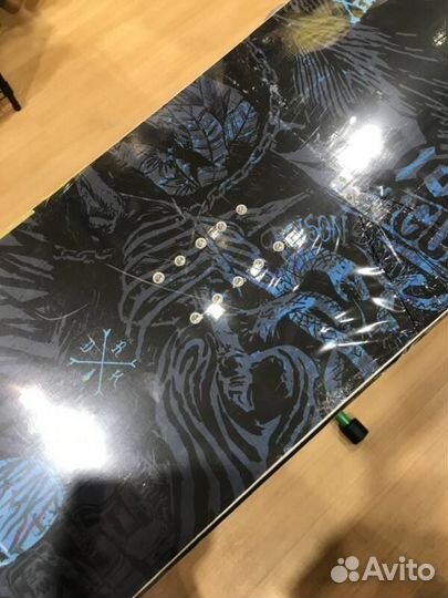 Сноуборд Drake League