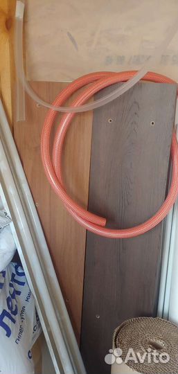 Продам стеллажи