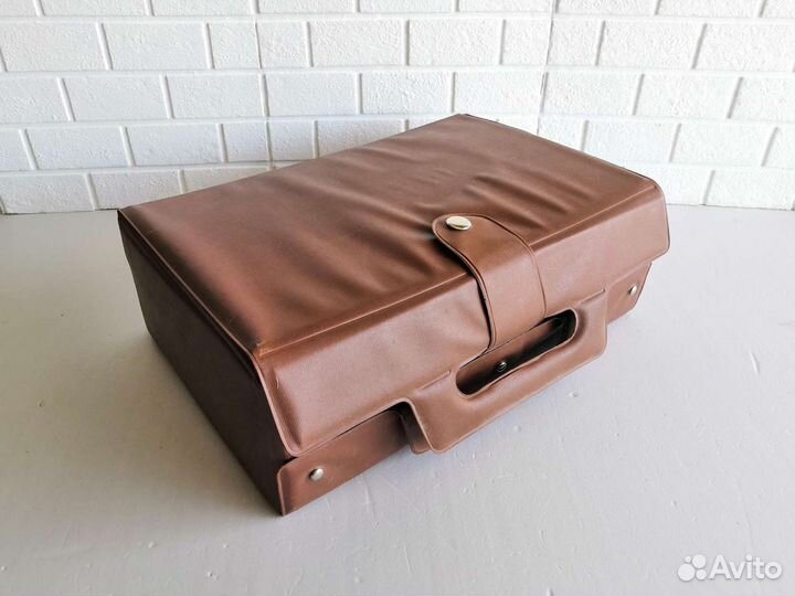 Удобный фен для сушки волос накрученных на бигуди