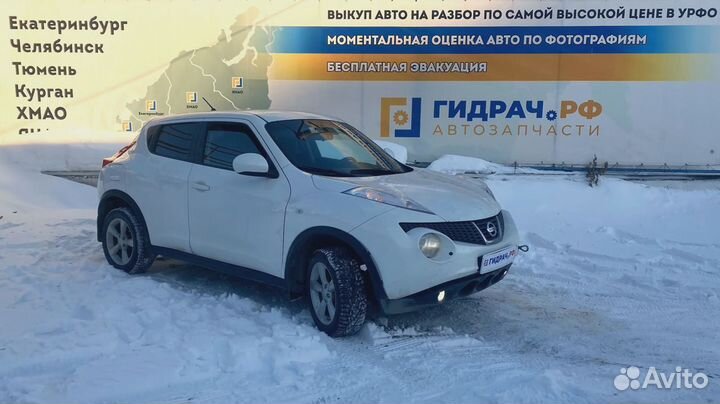 Ручка двери задней наружная левая Nissan Juke (YF1