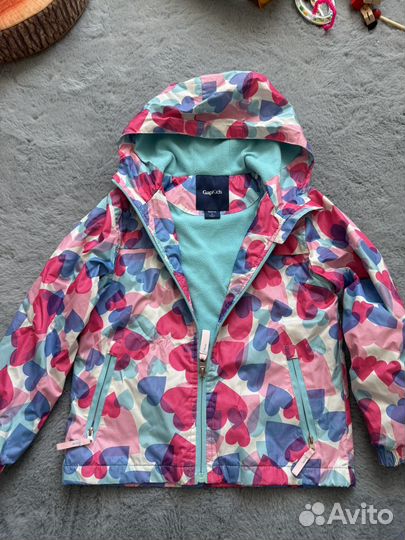 Ветровка для девочки