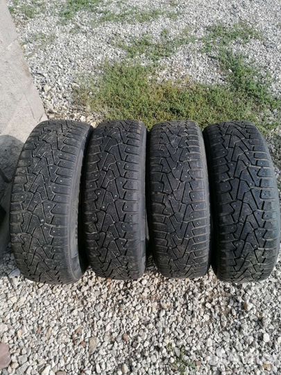 Pirelli Ice Zero 185/65 R15 92T