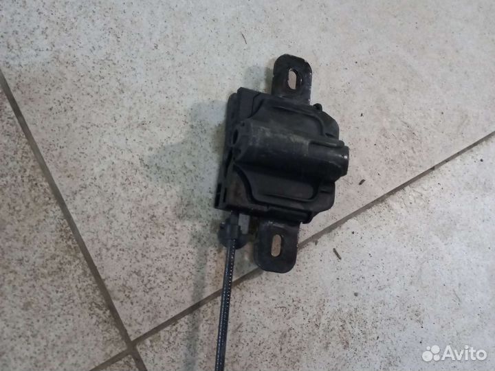 Замок капота Volvo XC60 13-17