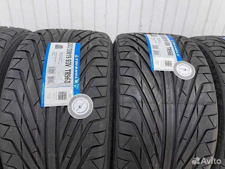 Triangle TR968 225/45 R17 94V