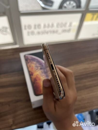 iPhone Xs Max, 64 ГБ