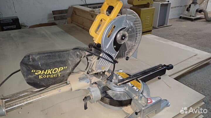 Пила торцовочная Энкор Корвет-4-430 90041- бу как