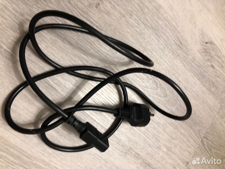 Сетевой кабель