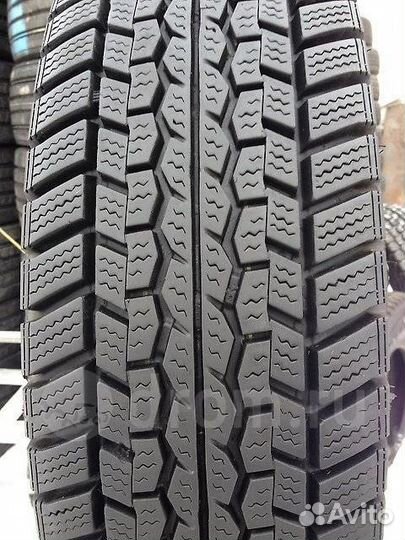 Dunlop SP LT 01 205/70 R16