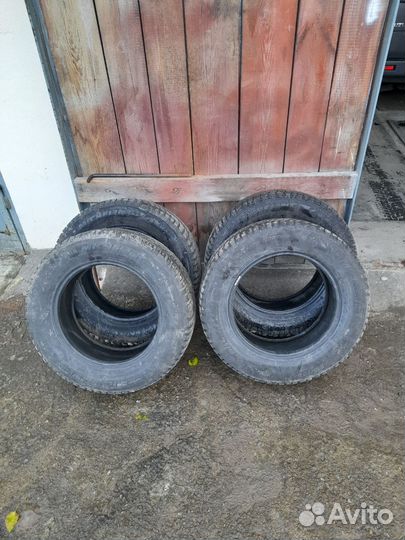 Michelin X-Ice North 3 215/65 R16 102T