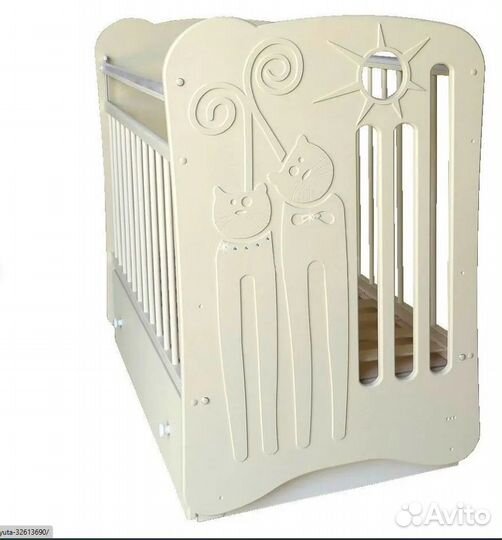 Детская кроватка