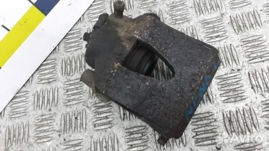 Суппорт тормозной передний левый skoda octavia A5