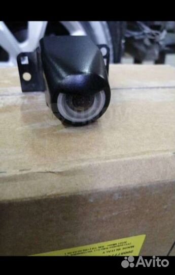 Камера переднего вида