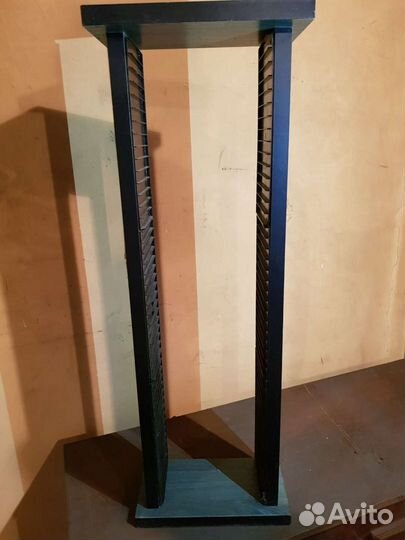 Напольная подставка под DVD диски