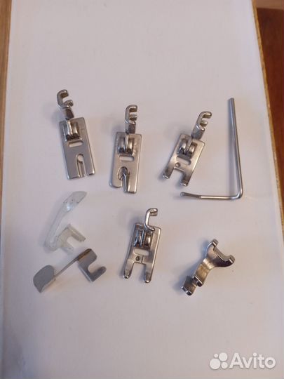 Лапки для швейных машин новые