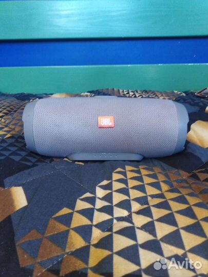 Колонка jbl charge 3