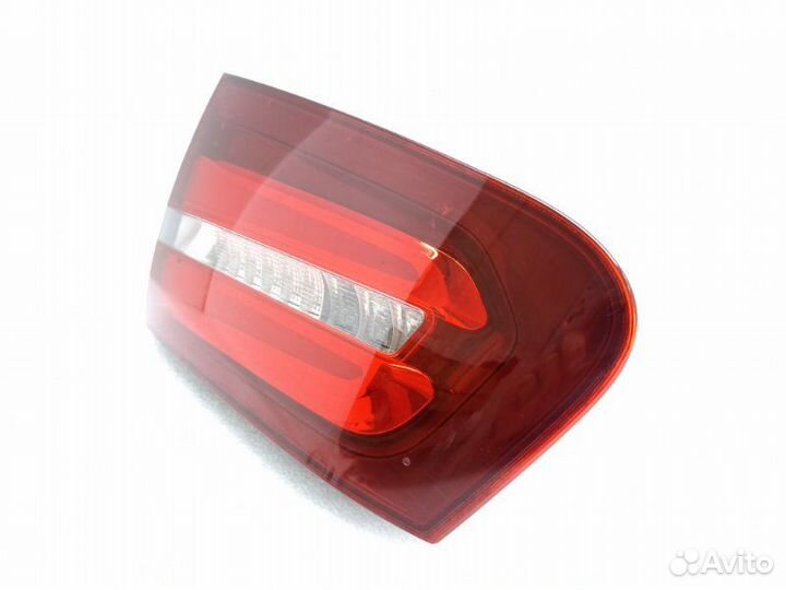 Фонарь крышки багажника (внутренний) задний правый