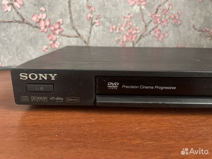 DVD плеер Sony dvp ns78h