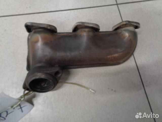 Коллектор выпускной левый Mercedes Benz E-Сlass W