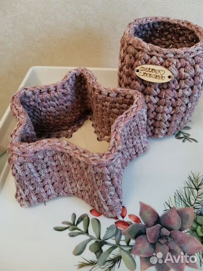 Вязаные корзинки ручной работы