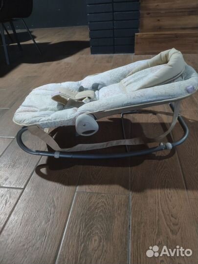 Шезлонг детский