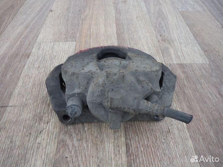 Суппорт передний правый renault Megane 2 2005