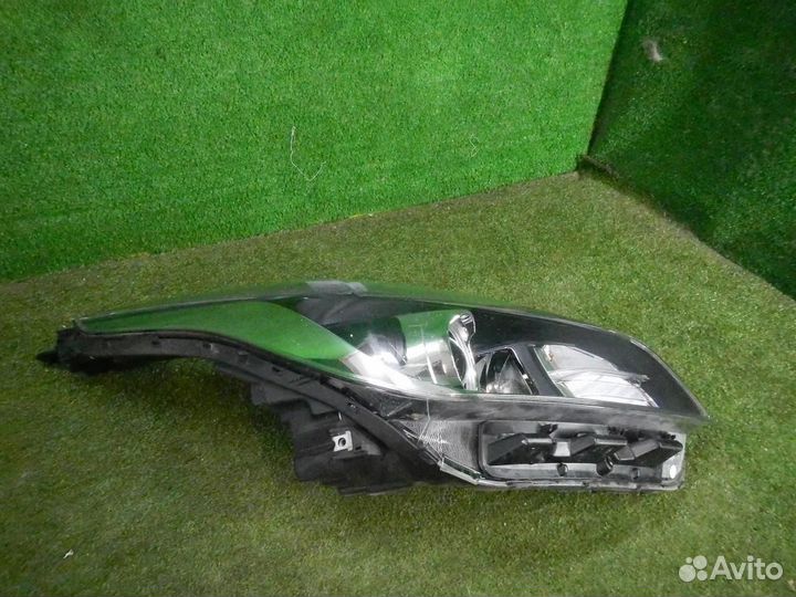 Фара правая Kia Rio