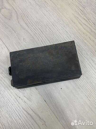 Крышка блока предохранителей Chevrolet aveo 250