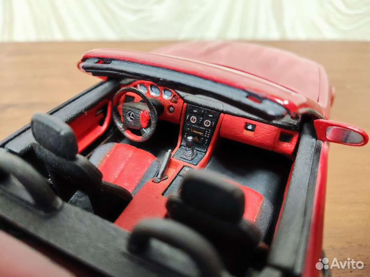 Mercedes clk 1:18 maisto