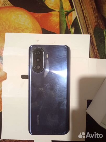 Телефон huawei nova Y70