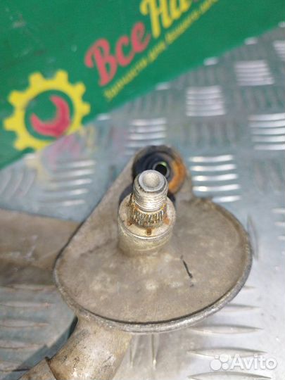 Трапеция дворников Pontiac Vibe 02-04Г