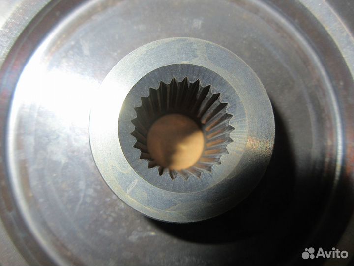 Цилиндр муфты движения вперед ford