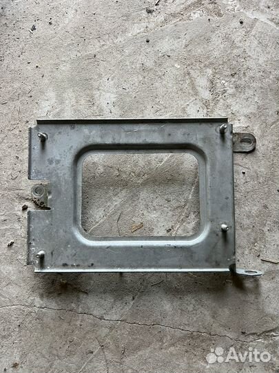 Кронштейн услилителя звука W164 Mercedes