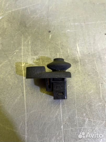 Выключатель концевой Nissan Patrol Y62 Y62 5.6