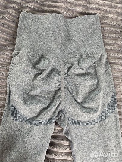 Костюм женский для тренировок размер s