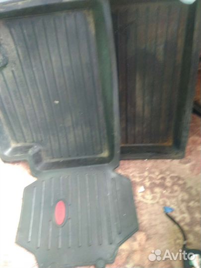 Коврики задние priora