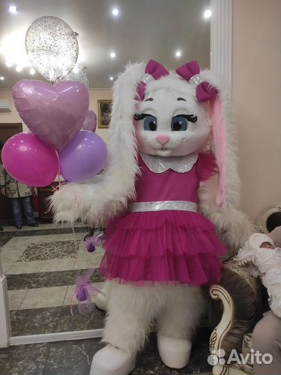 Зая Снежка и Медведь Снежок спешат на праздник