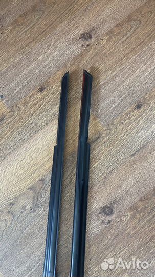 Молдинг передней двери Subaru Impreza GC/GF/G10