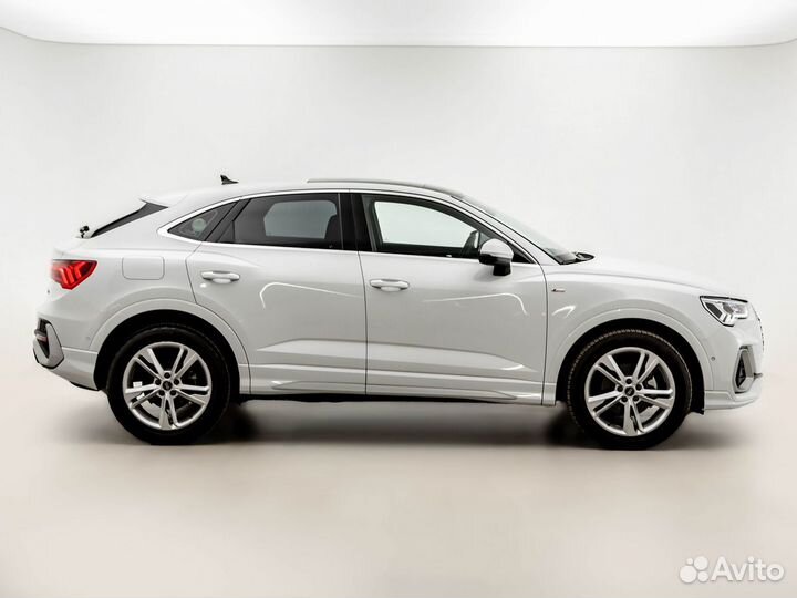 Audi Q3 2.0 AMT, 2022, 5 424 км