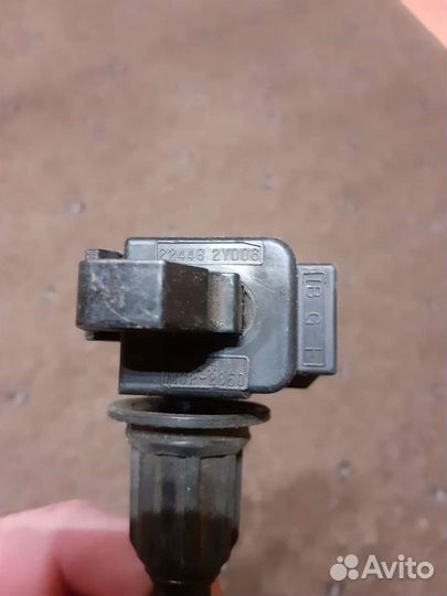 Катушка зажигания Nissan 224482Y006