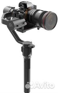 Электронный трёхосевой стедикам moza AIR